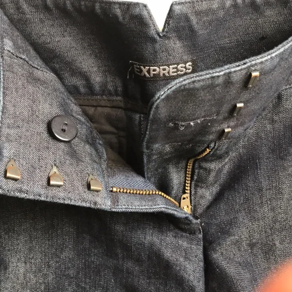 Express Indigo Denim Dressy Short Shorts Cuffed with 4 pockets belt loops size 6 - Picture 6 of 11